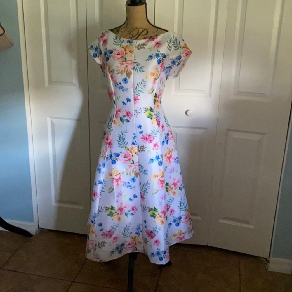 Watercolor Floral Print Midi Dress